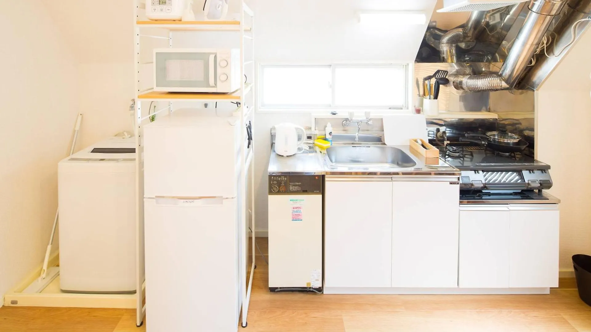 Apartment Tsukimura Building Tokyo Japan